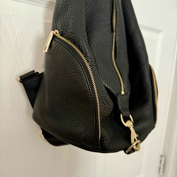 Rebecca Minkoff large Julian black pebble leather backpack with gold hardware - Picture 5 of 9